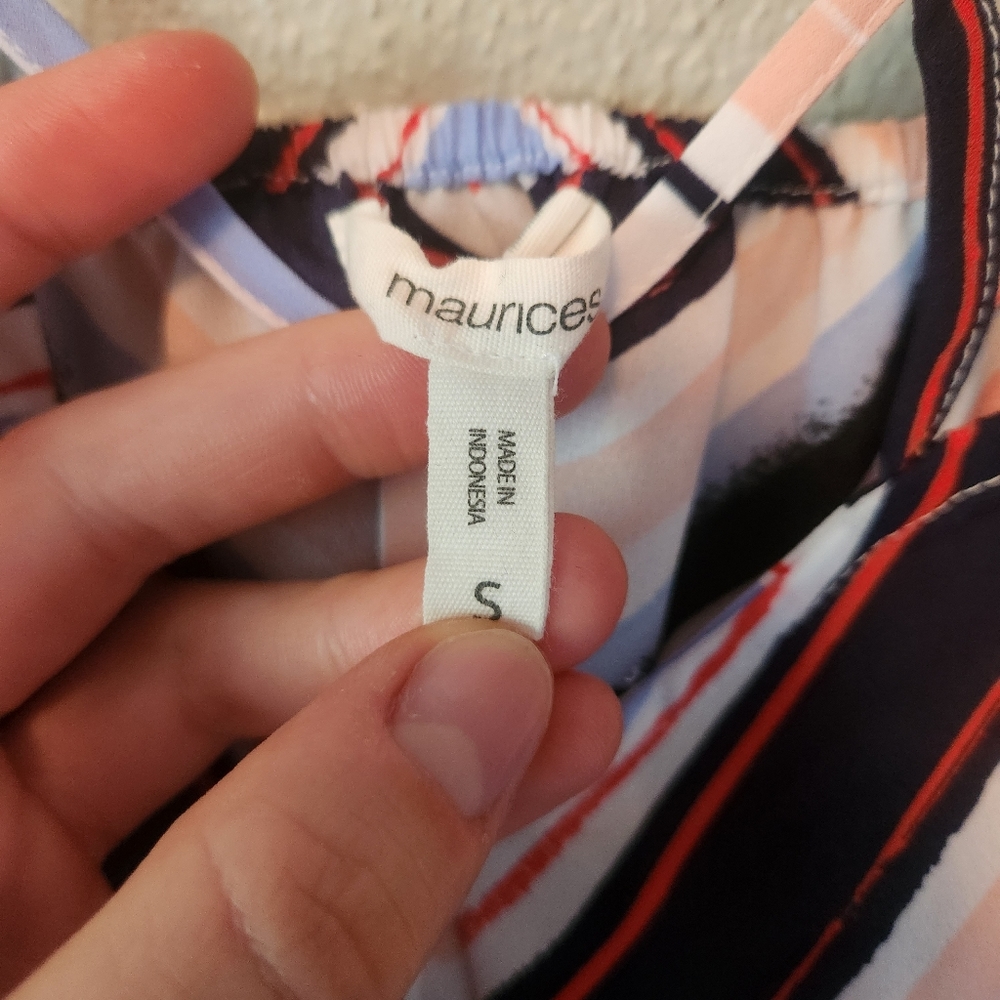 Maurices Tank - Picture 2 of 6